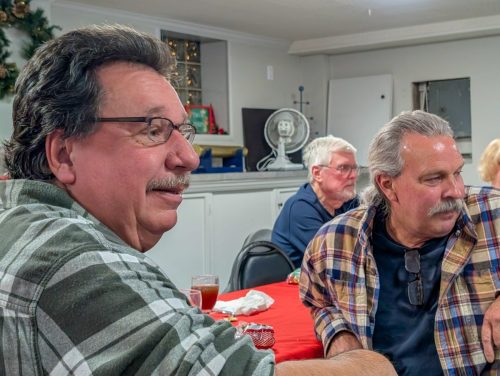 PXL 20251207 005831136