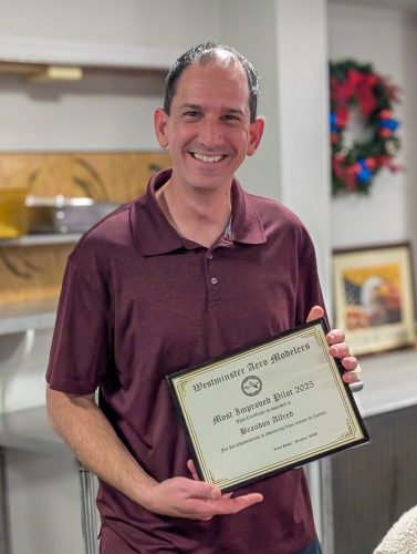 PXL 20251207 010412084